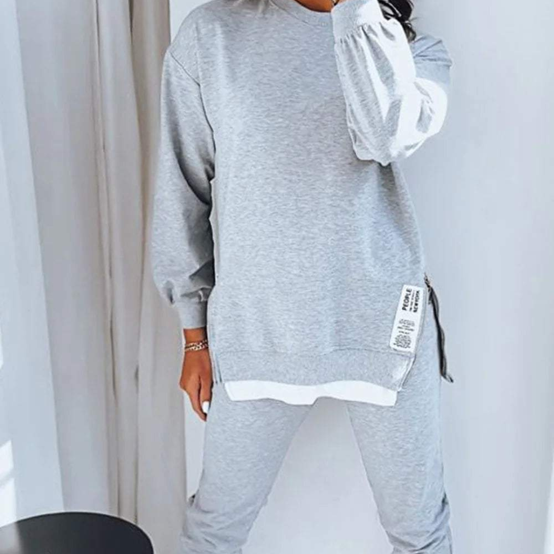 Women's Long Sleeve Tracksuit Set – Comfortable Fitted Everyday Style