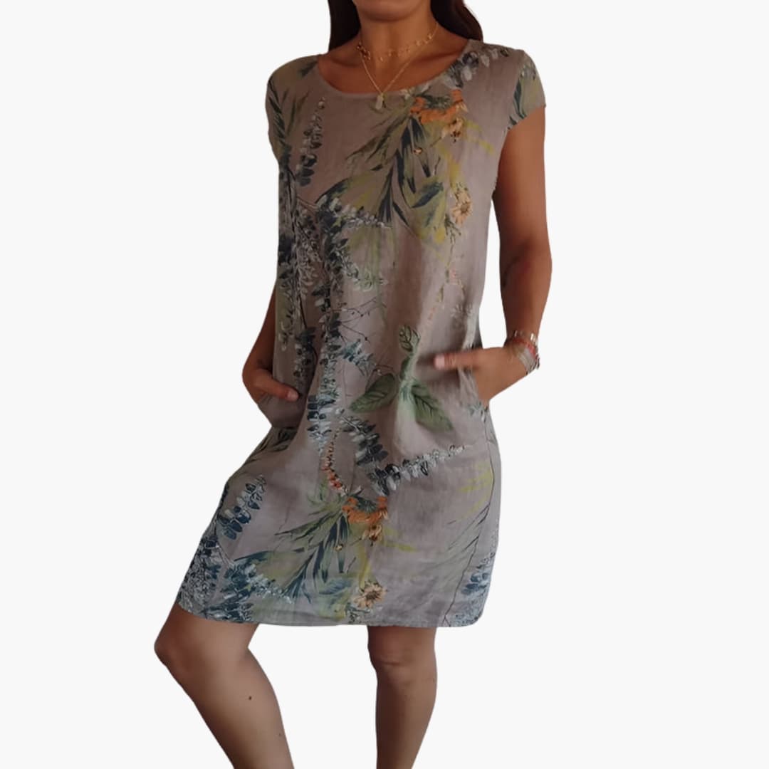 Women's Short Sleeve Shift Dress – Round Neck Straight Hem Clean Minimalist