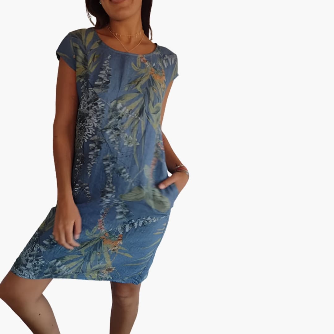 Women's Short Sleeve Shift Dress – Round Neck Straight Hem Clean Minimalist